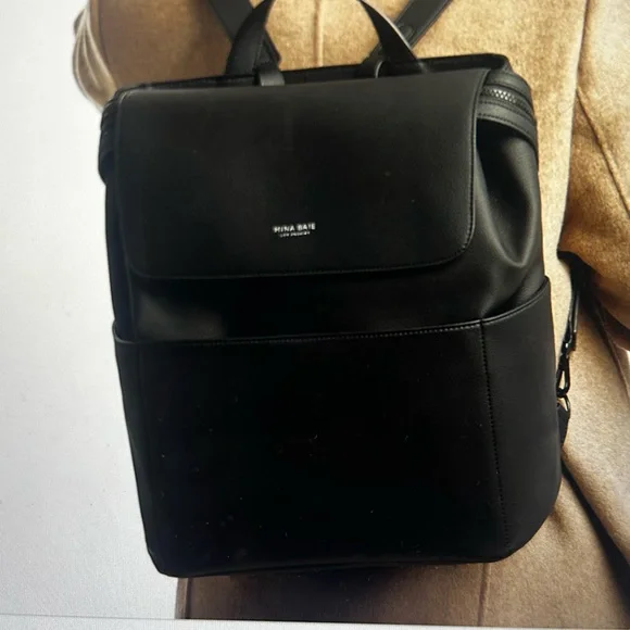 Mina Baie Kinney Backpack/Diaper Bag - Picture 3 of 5